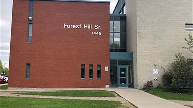 Rentrée scolaire: débarcadère temporaire à Forest Hill Senior
