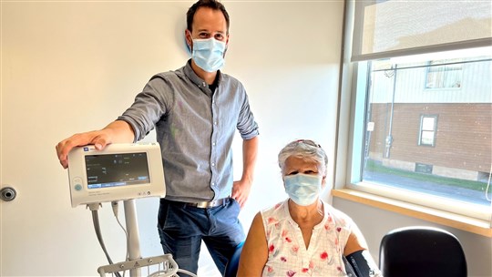 Un nouvel appareil pour la clinique de néphrologie de l’Hôpital du Suroît