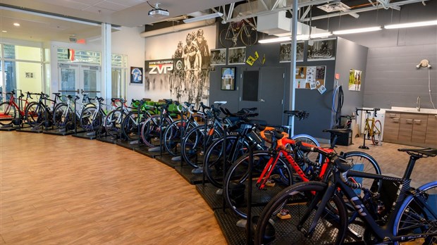 Défi Everest 8848 au Centre Multisports André-Chagnon