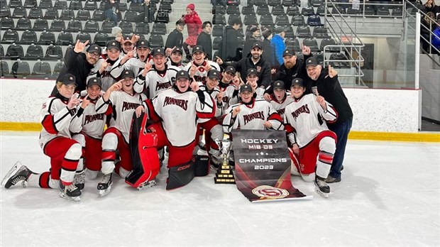 Les Pionniers M18 remportent leur dernier tournoi