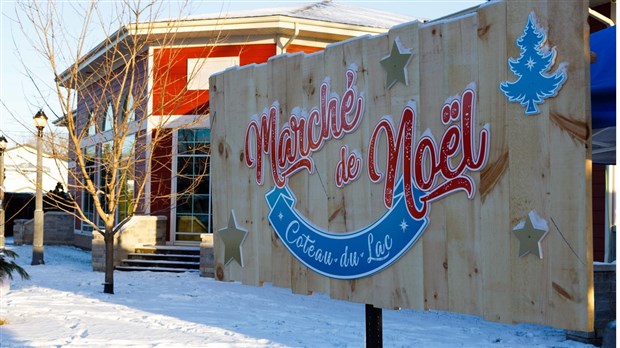 Christmas before time at Coteau-du-Lac in November   