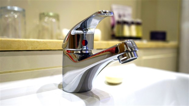 Water shut-off and preventive boil-water notice at Pointe-des-Cascades 