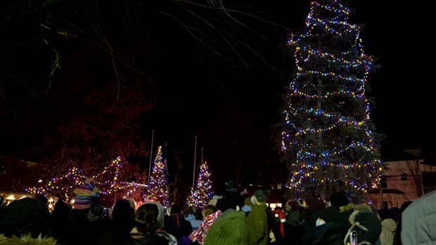 Christmas celebrations kick off in Hudson