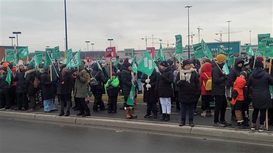 La population derrière les grévistes en grande majorité 