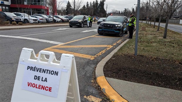 Intimate partner violence: the SQ raises awareness in Vaudreuil-Dorion  