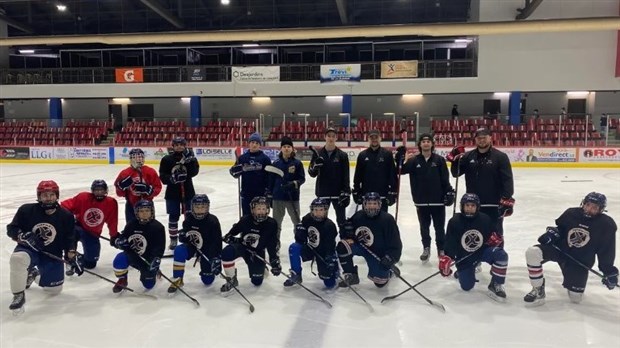 A development camp for young Suroît ice hockey players 
