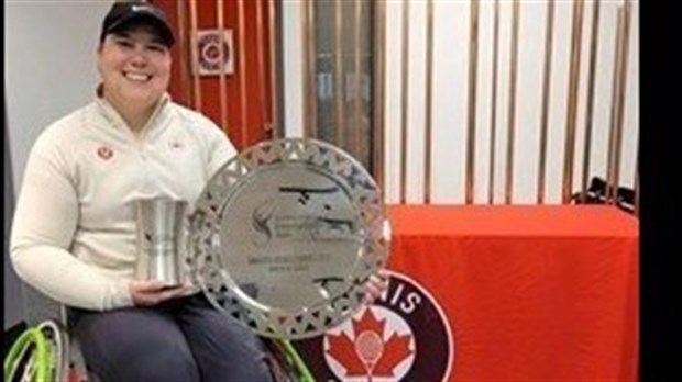 Natalia Lanucha remporte l'or en simple et l'argent en double à Montréal