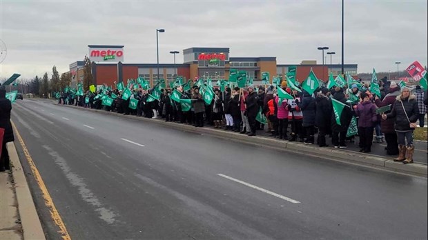 Toujours pas d'entente entre Québec et les syndicats rattachés au CSSTL