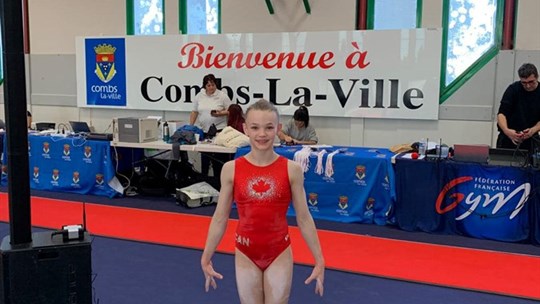 Une jeune gymnaste de Notre-Dame-de-l'Île-Perrot a remporté une médaille d'argent 