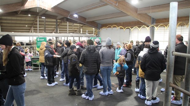 Uniag Coopérative: un dîner des Fêtes à la Ferme Franord à Salaberry-de-Valleyfield 