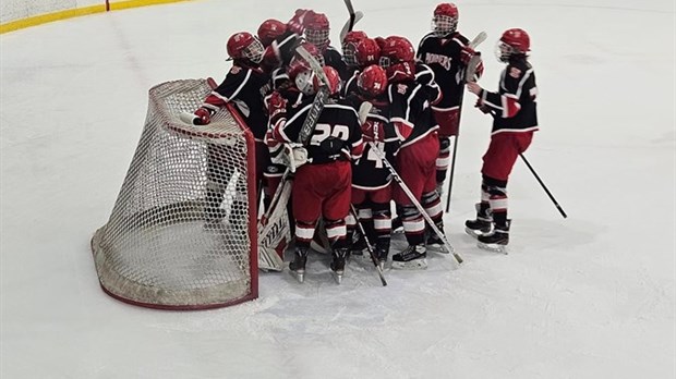 Une grosse victoire de 10 à 3 pour les Pionniers de Soulanges M15 