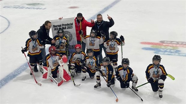 Les Seigneurs M9-D4 de Soulanges remportent l’or à Hull