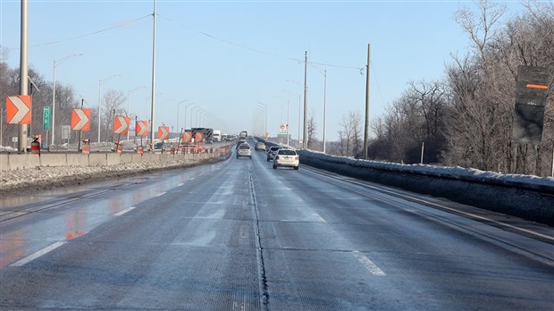 Une voie réservée au covoiturage sur l’autoroute 40