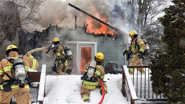 A residence caught fire in Vaudreuil-Dorion