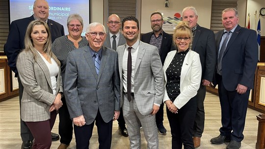Le Centre civique devient l'Aréna Michel-Rochefort 
