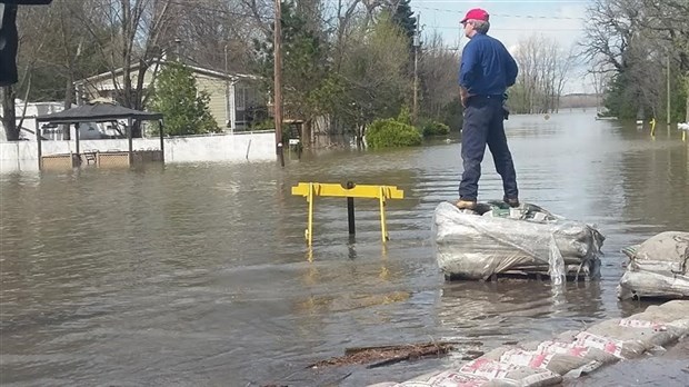 Rencontre de préparation aux inondations à Rigaud 