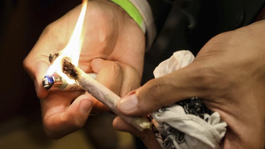 Cannabis: attention à la fumée secondaire et tertiaire, disent des chercheurs