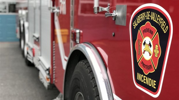 Incendie dans une résidence inoccupée à Salaberry-de-Valleyfield 