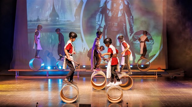 Festi-Cirque: un spectacle rythmé pour les élèves de l'école primaire des Étriers 