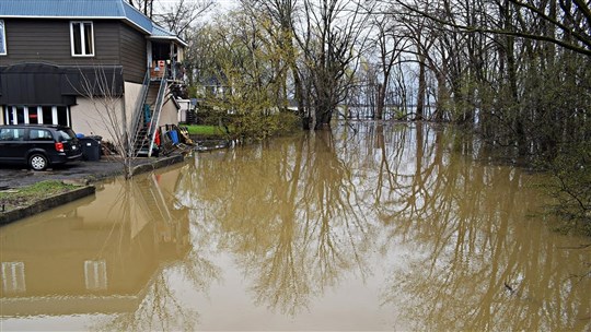 Crue des eaux : surveillance accrue sur le territoire de Vaudreuil-Dorion 