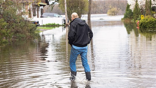 The City of L'Île-Perrot closes the access to Île-Claude
