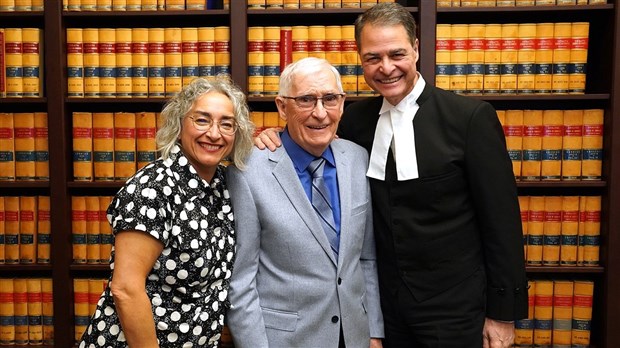 Un hommage à Michel Rochefort à la Chambre des Communes d'Ottawa 