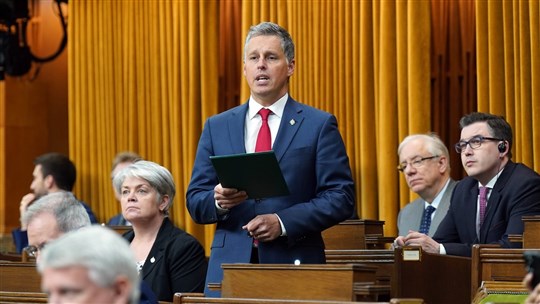 Schiefke delivers new pride flag to show solidarity with LGBTQ2+ students