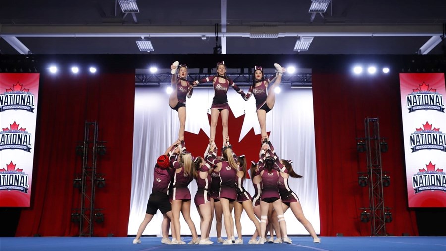 L’esprit d’équipe et l’inclusion au coeur du programme de cheerleading de Gymini