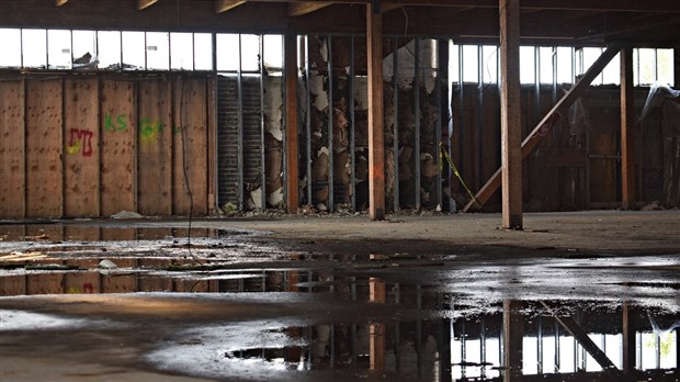 A rare look inside Pincourt's empty arena