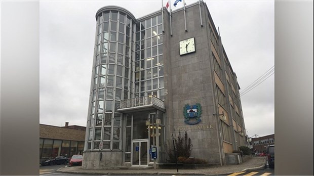 Un surplus de 24 M $ pour Salaberry-de-Valleyfield au terme de l'année 2022 