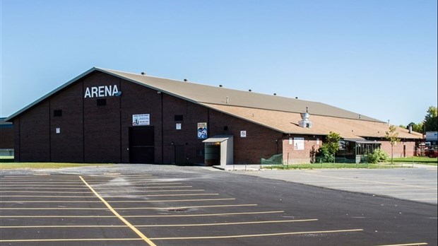 Notre-Dame-de-l'Île-Perrot to co-manage Cité-des-Jeunes arena