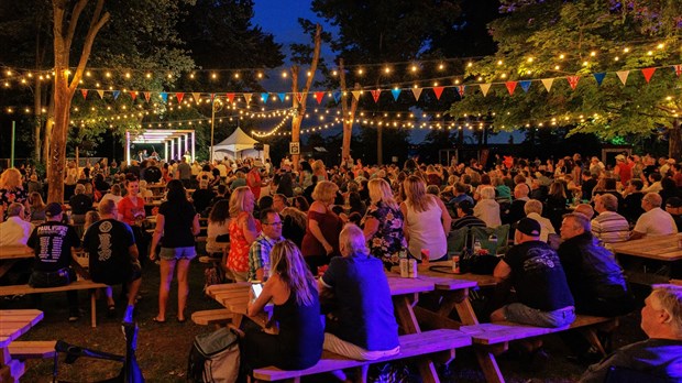 Rock and roll, drag queen, Latin night and karaoké at Le 405 this summer