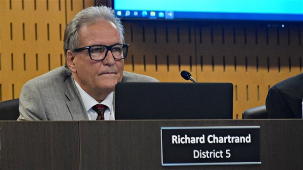 Resident asks Councillor Richard Chartrand to resign 