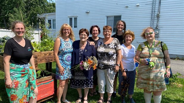 Dévoilement du jardin Hélène Griffiths au Centre D'Main de Femmes 