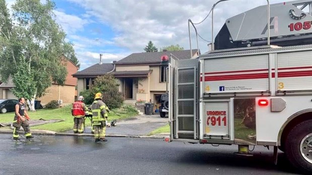 Un incendie endommage lourdement une résidence de Notre-Dame-de-l'Île-Perrot