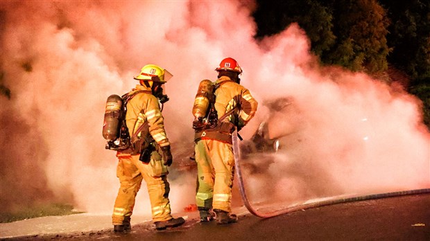 The SQ investigates a possible arson attack in Les Coteaux  
