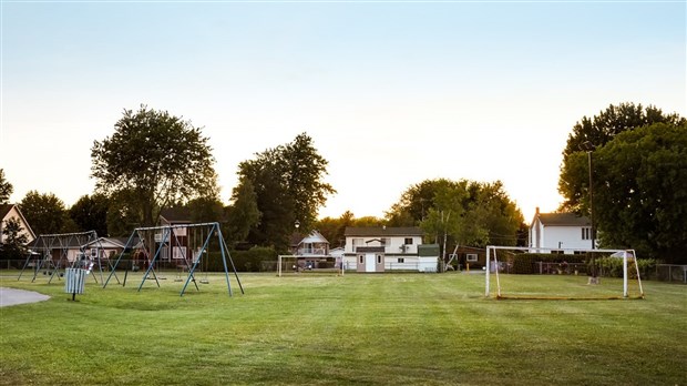 Saint-Zotique invests over $200,000 in its parks   