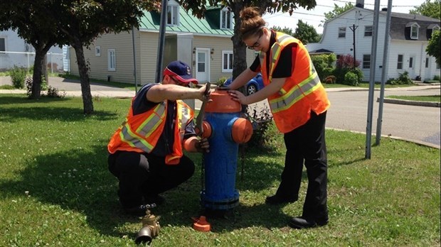 Aqueduct flushing in Coteau-du-Lac