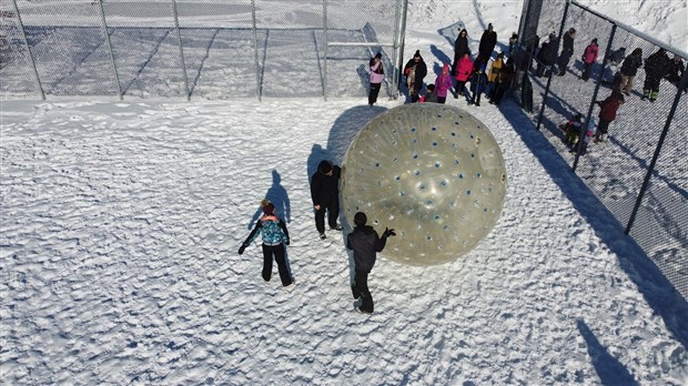 Enjoy winter with the whole family in Saint-Zotique during the Festiglace festival