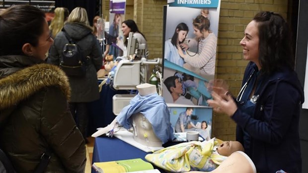 Expo-formation: 40 exposants réunis ce mercredi en soirée à l'école secondaire des Échos 