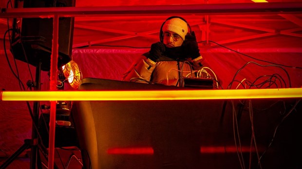 Fire and flakes : DJ and fireworks in Vaudreuil-Dorion  