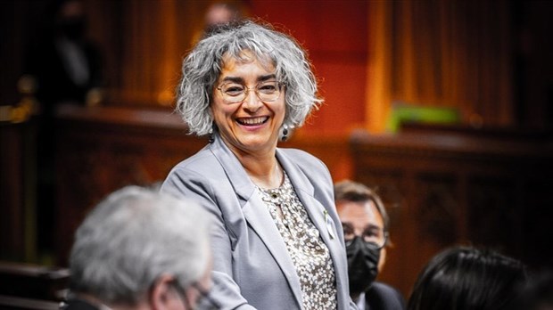 Claude DeBellefeuille se réjouit de l'adoption du projet de loi C-290 