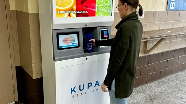Aréna Cité-des-Jeunes: s'hydrater sans bouteilles à remplissage unique 