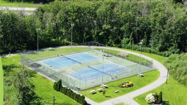 Terrains de tennis et de pickleball à Saint-Zotique : réservés aux résidents