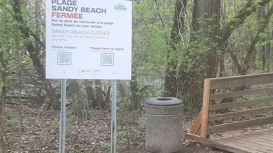 Plage de Sandy Beach: Des codes QR pour proposer des alternatives