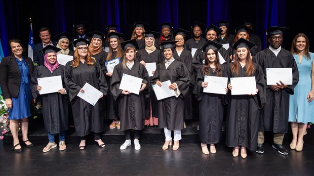 Plus de 200 visages fiers et réjouis à la cérémonie de fin d’études