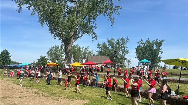 Over $26,000 raised at Maison Valois for Crohn's and Colitis Canada