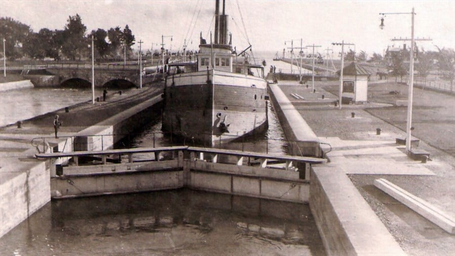 Il y a 126 ans, le 9 octobre 1899 le canal de Soulanges ouvrait à la navigation