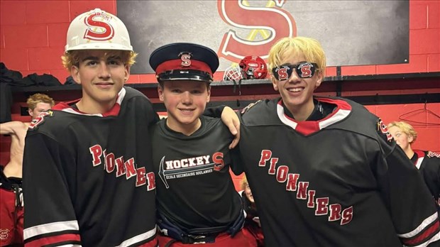 Victoire de 14-0 des Pionniers M15 face au Collège de Montréal