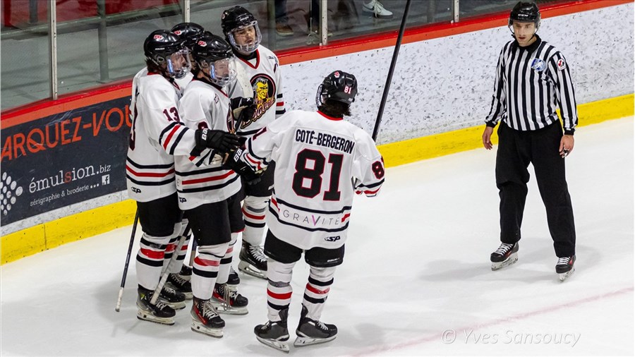 Les Braves triomphent à l'arraché en prolongation contre Montréal